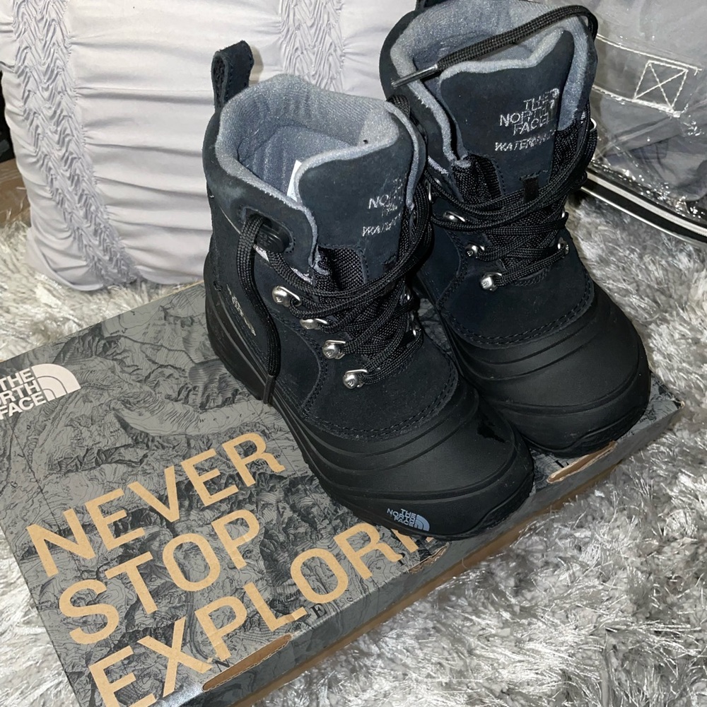 The North face Children’s snow boots